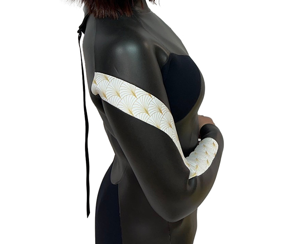 バックZIPモデル